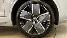 Volkswagen Touareg 3.0 V6 TDI 4Motion 286 Black Edition 5dr Tip Auto Diesel Estate